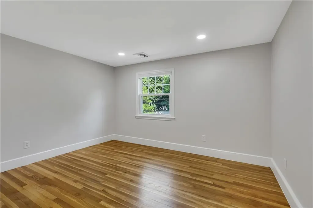 3 Tanglewood Drive Barrington RI 02806