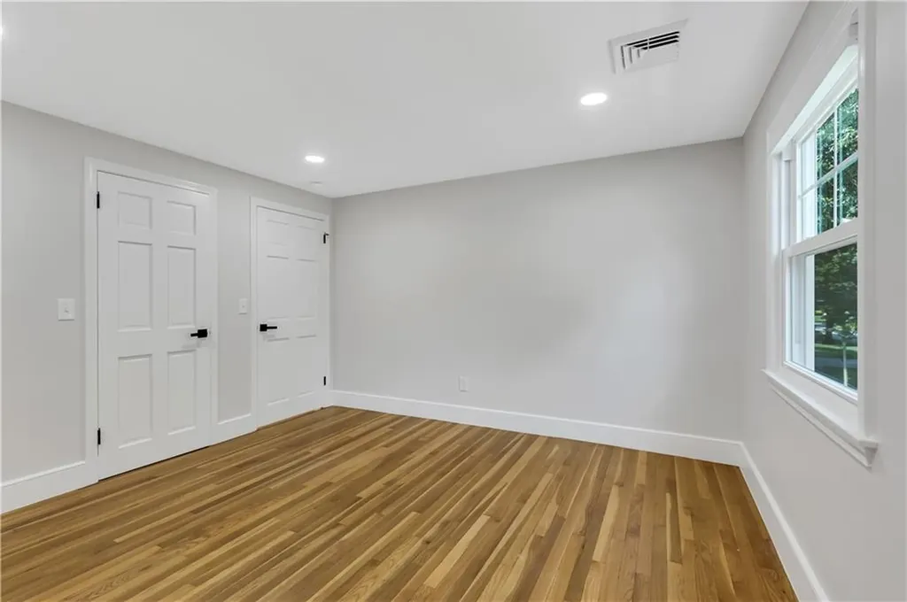 3 Tanglewood Drive Barrington RI 02806