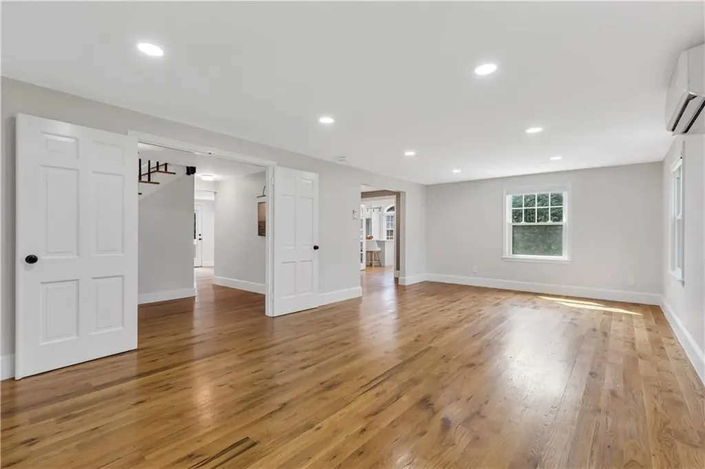 3 Tanglewood Drive Barrington RI 02806