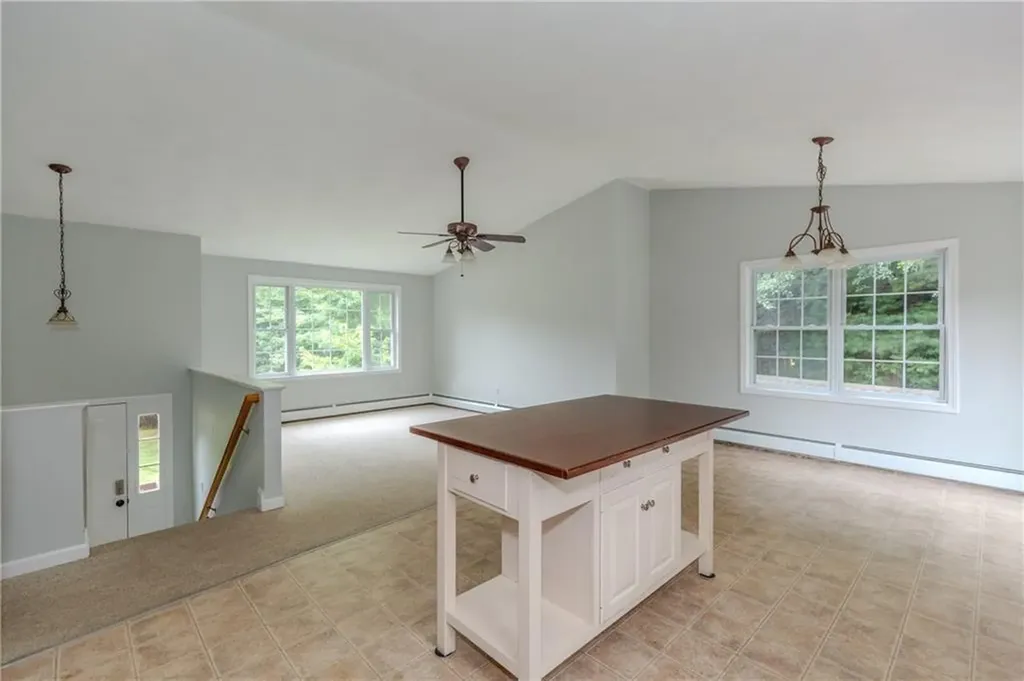 10 Haywood Road Coventry RI 02816
