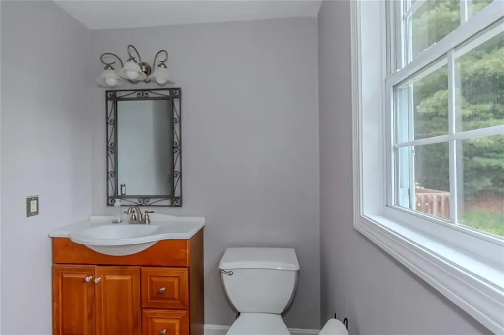 10 Haywood Road Coventry RI 02816