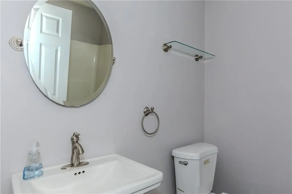 10 Haywood Road Coventry RI 02816