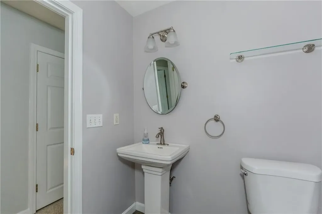 10 Haywood Road Coventry RI 02816