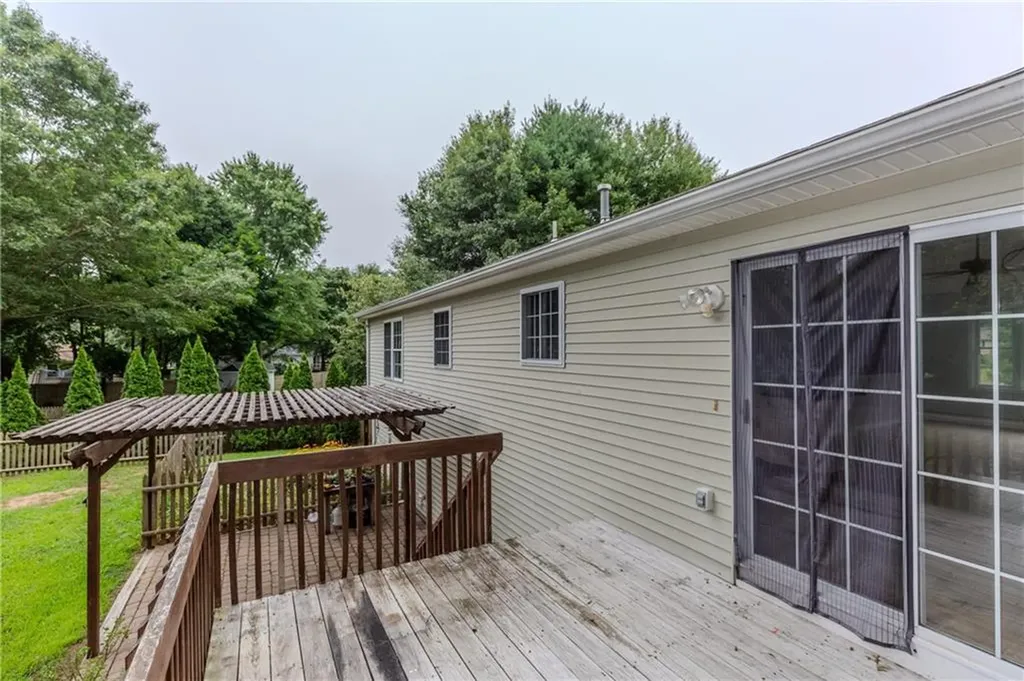 10 Haywood Road Coventry RI 02816