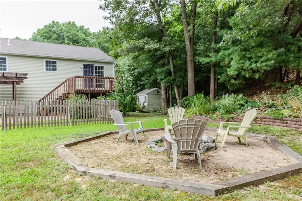 10 Haywood Road Coventry RI 02816