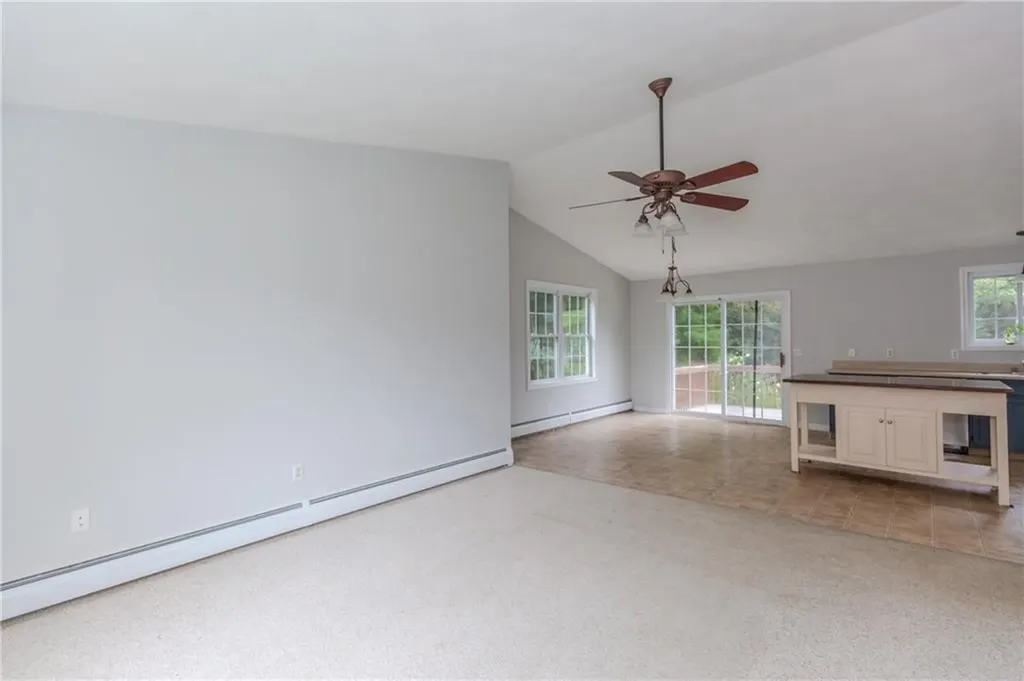 10 Haywood Road Coventry RI 02816