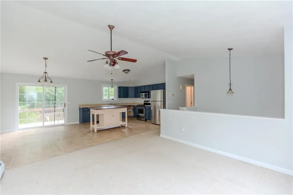 10 Haywood Road Coventry RI 02816