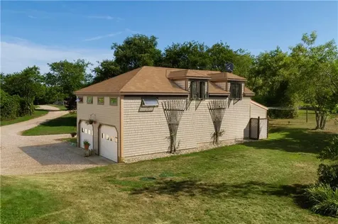 1501 Beacon Hill Road Block Island RI 02807