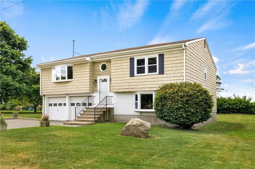 13 Jean Terrace Middletown RI 02842