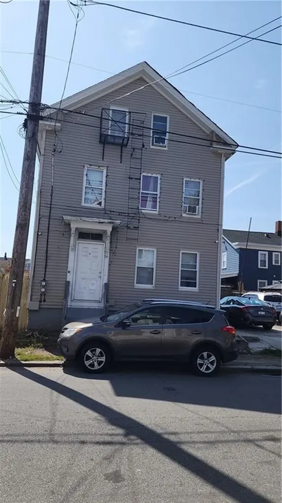 34 Heath Street Providence RI 02909