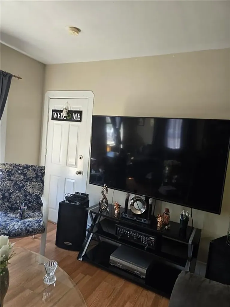 34 Heath Street Providence RI 02909