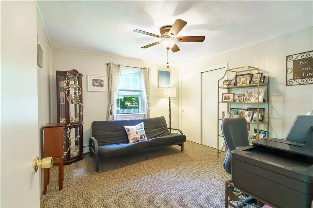 76 Vanderbilt Road Warwick RI 02886