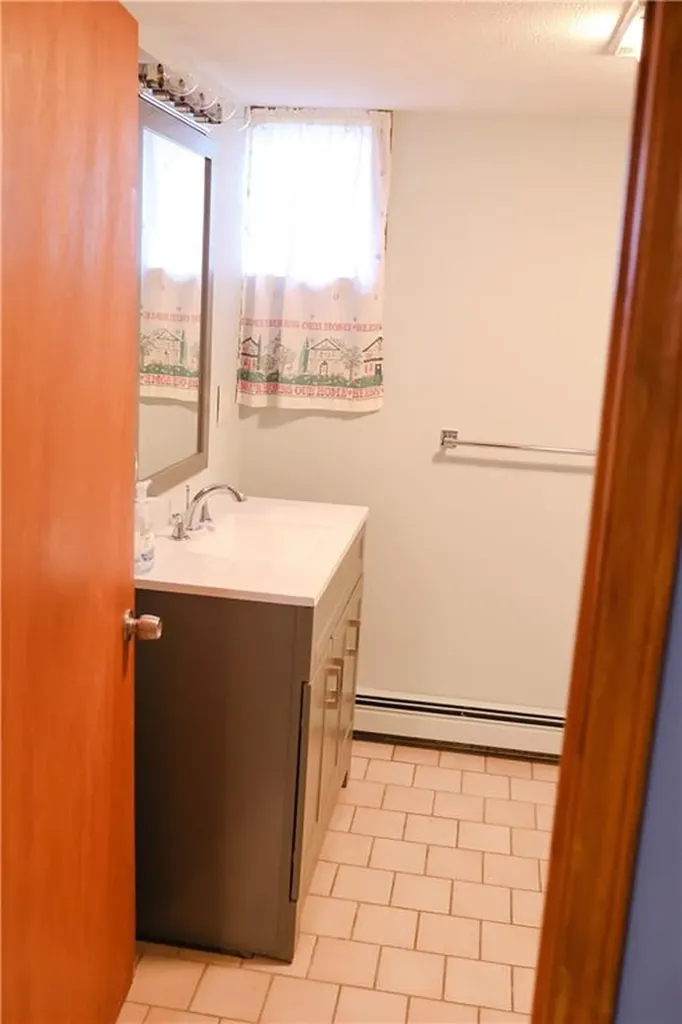 203 Indiana Avenue Providence RI 02905