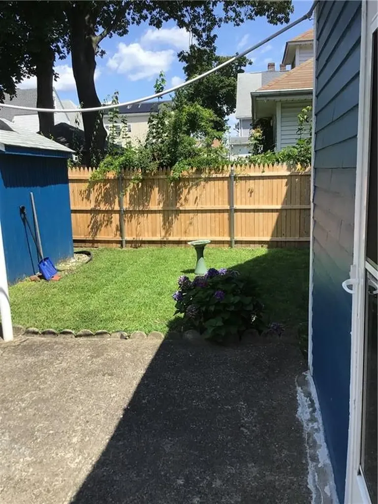 203 Indiana Avenue Providence RI 02905