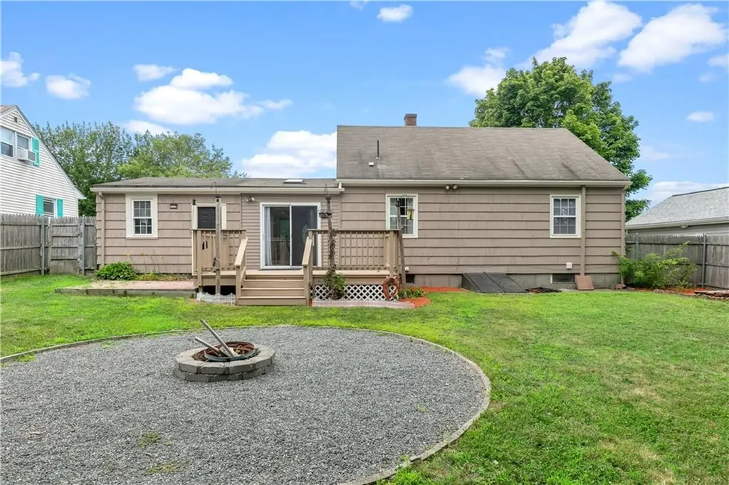 44 Greenway Drive Bristol RI 02809