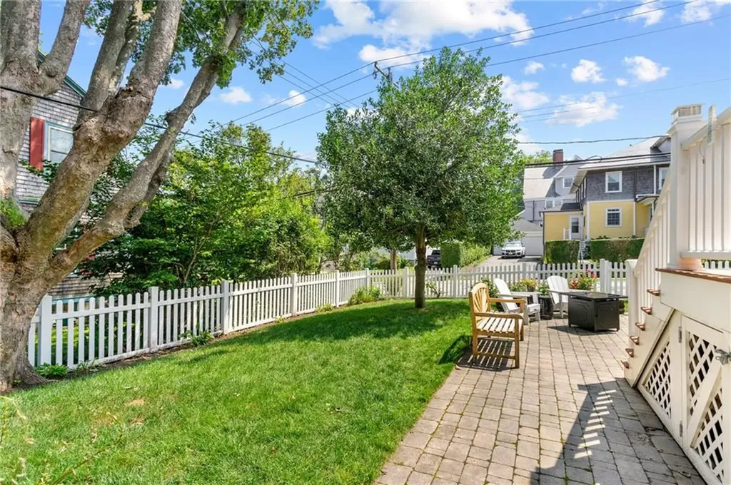246 Gibbs Avenue Newport RI 02840
