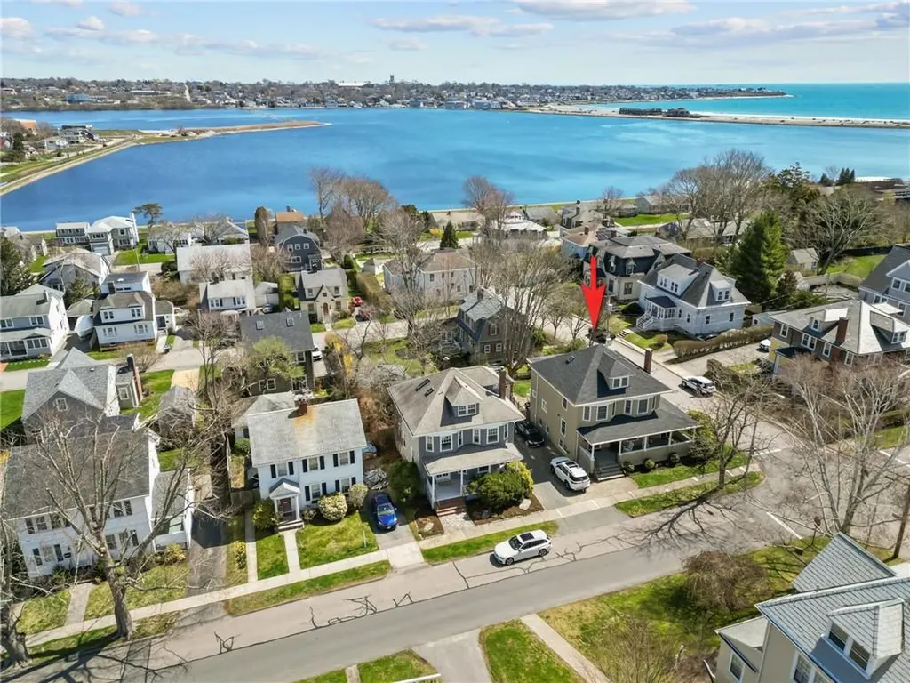246 Gibbs Avenue Newport RI 02840
