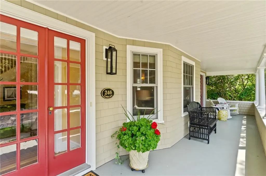 246 Gibbs Avenue Newport RI 02840