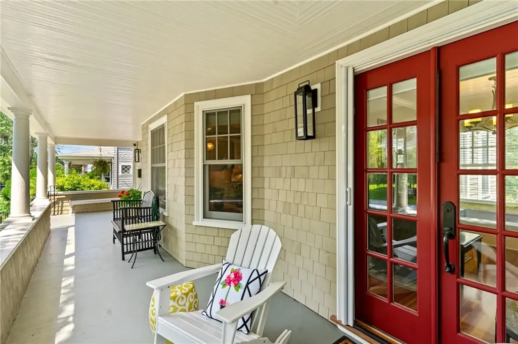 246 Gibbs Avenue Newport RI 02840