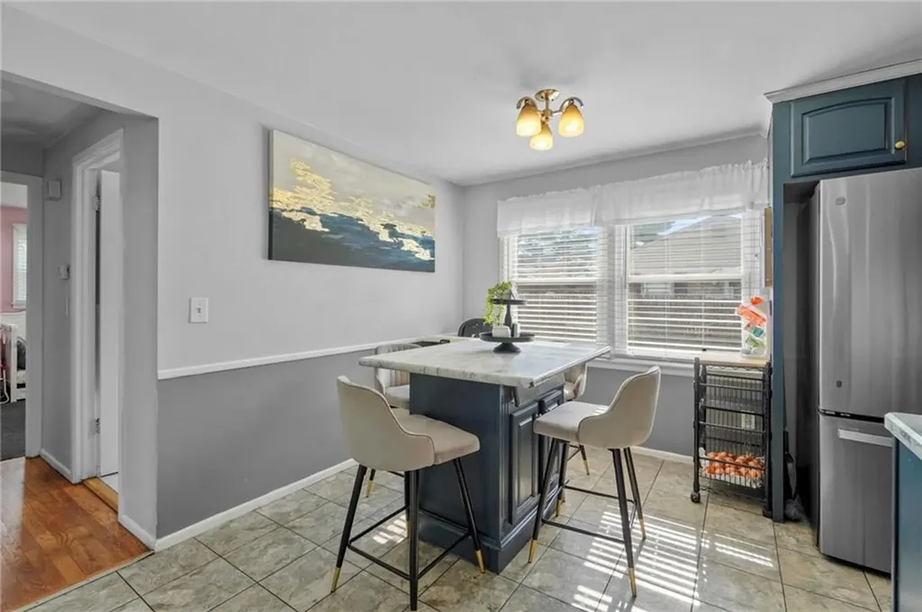 8 Pommenville Street Pawtucket RI 02861
