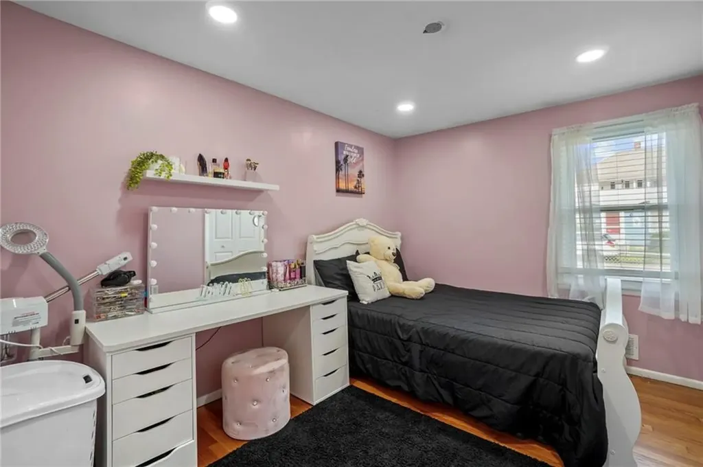 8 Pommenville Street Pawtucket RI 02861