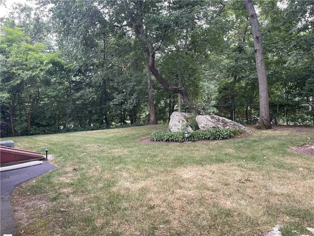 31 Julien Street Smithfield RI 02917