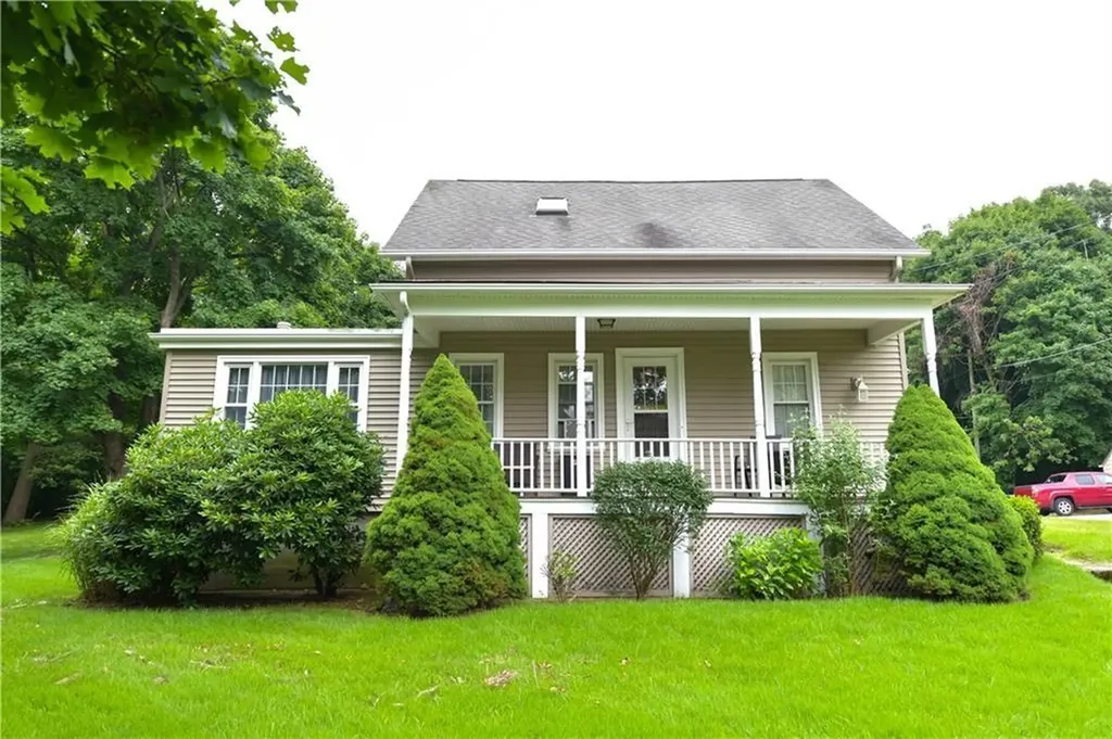 20 Warren Avenue Cranston RI 02920