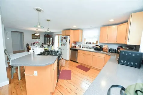 20 Warren Avenue Cranston RI 02920