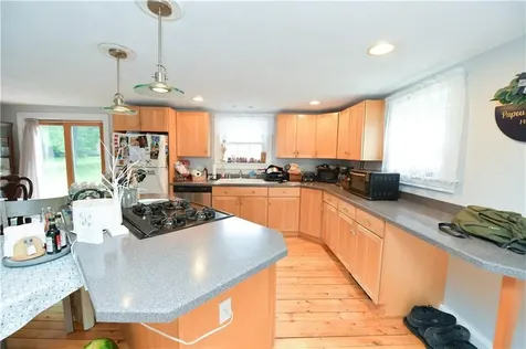 20 Warren Avenue Cranston RI 02920