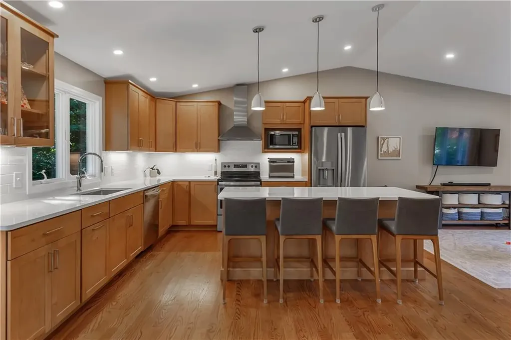 27 Rosewood Drive Lincoln RI 02865