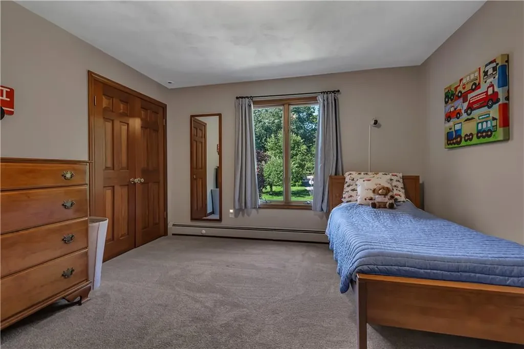 27 Rosewood Drive Lincoln RI 02865