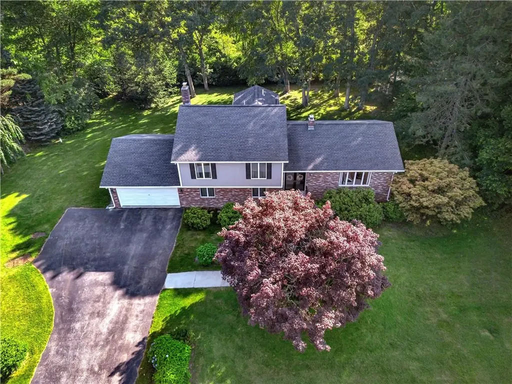 27 Rosewood Drive Lincoln RI 02865