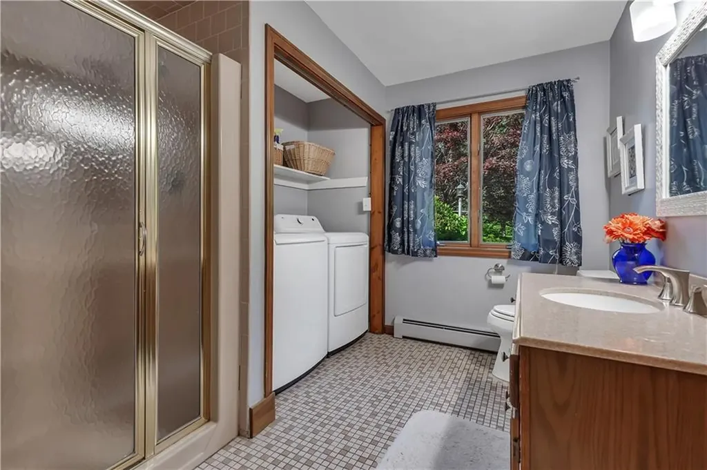 27 Rosewood Drive Lincoln RI 02865