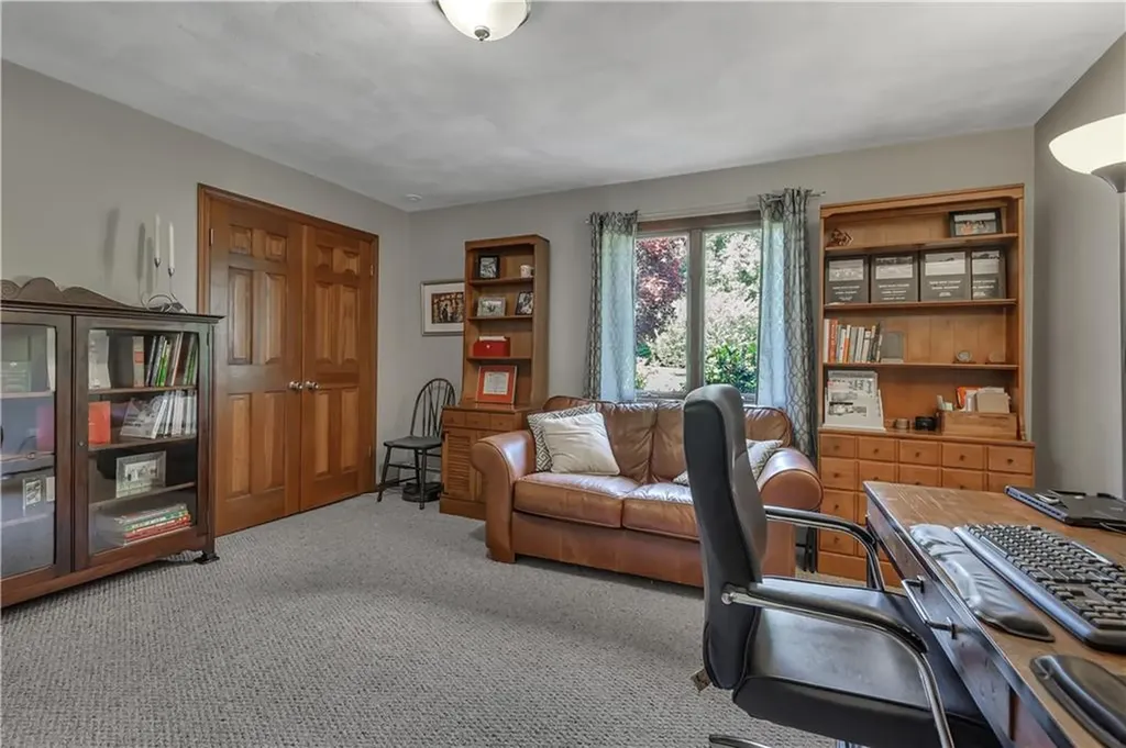 27 Rosewood Drive Lincoln RI 02865