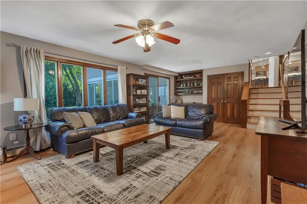 27 Rosewood Drive Lincoln RI 02865