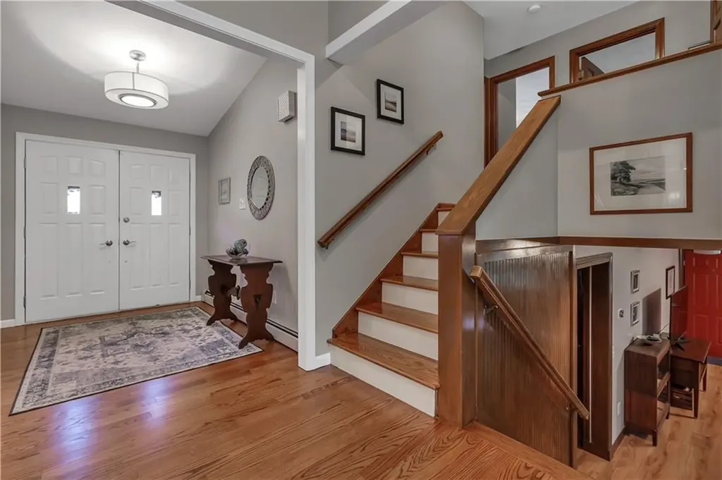 27 Rosewood Drive Lincoln RI 02865