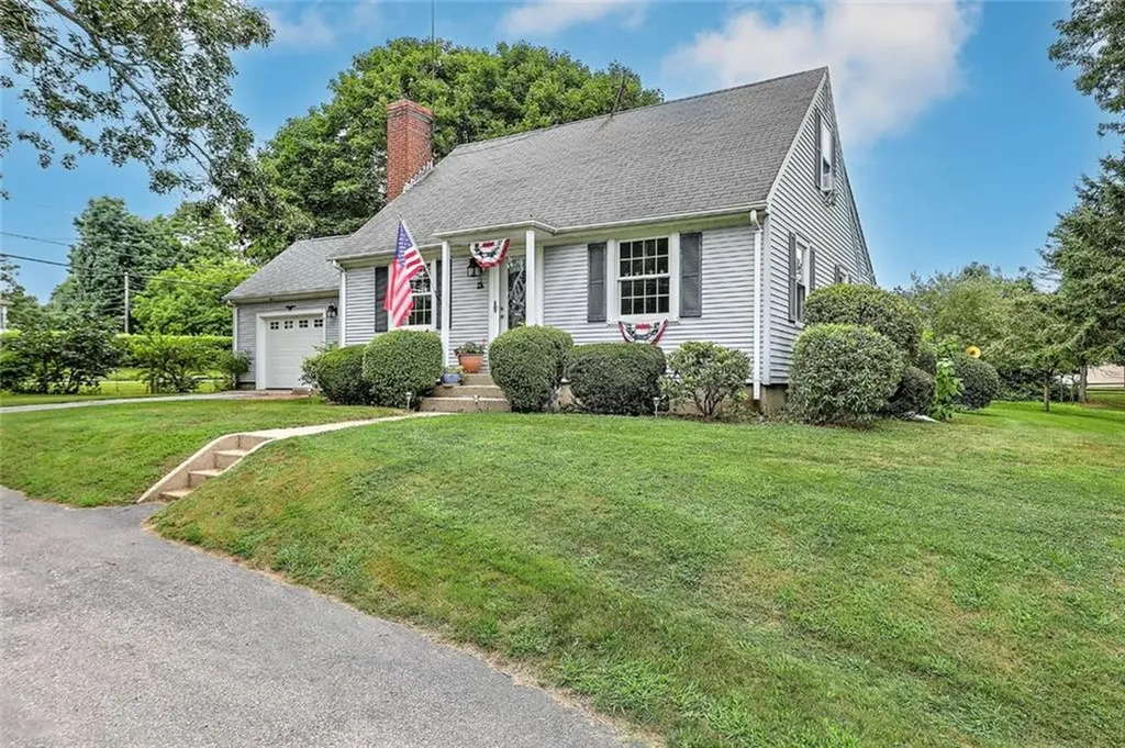 125 Oak Street South Kingstown RI 02879