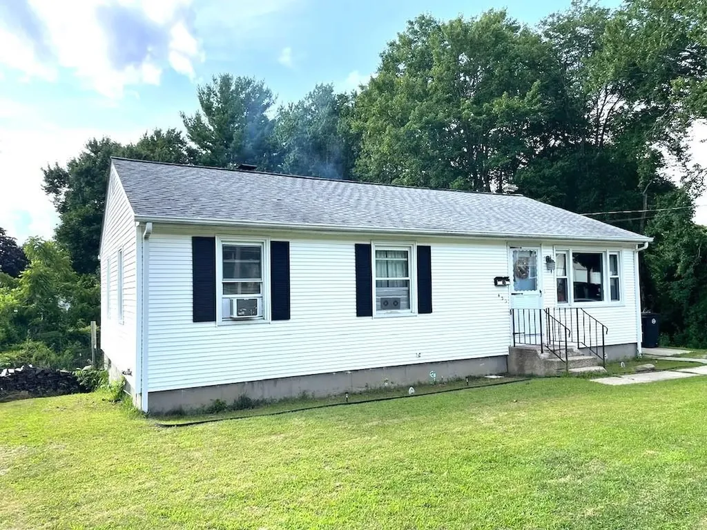 423 Fairview Avenue Coventry RI 02816