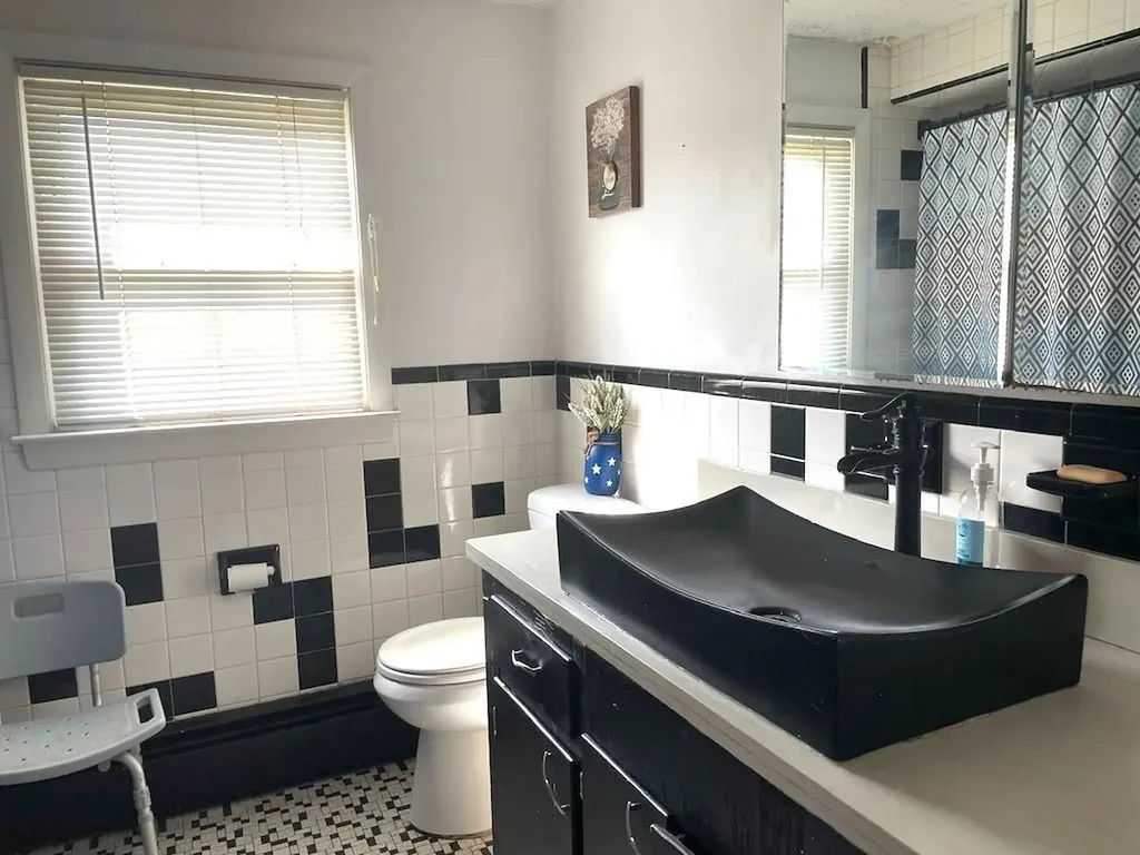423 Fairview Avenue Coventry RI 02816