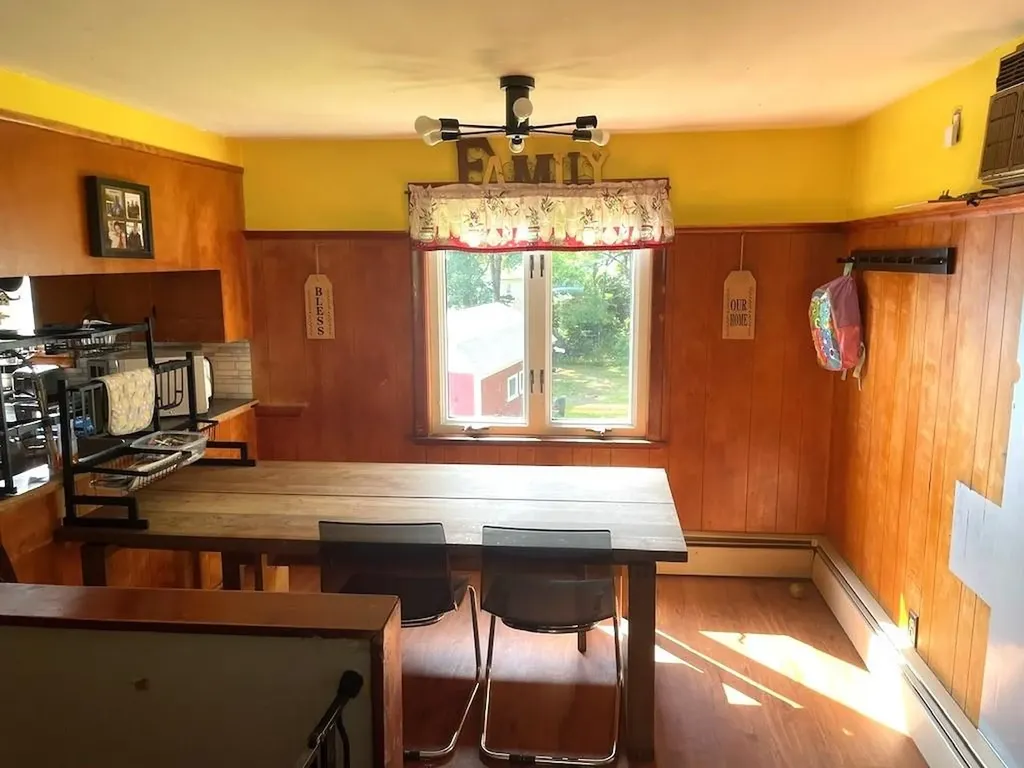 423 Fairview Avenue Coventry RI 02816