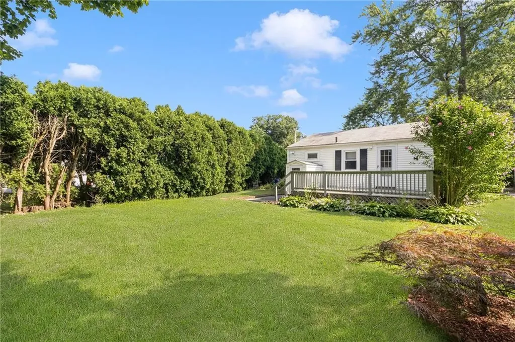 11 Frederick Street Warwick RI 02888