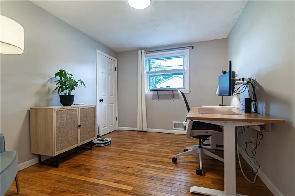 11 Beeckman Avenue Cranston RI 02920