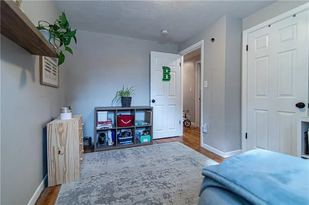 11 Beeckman Avenue Cranston RI 02920