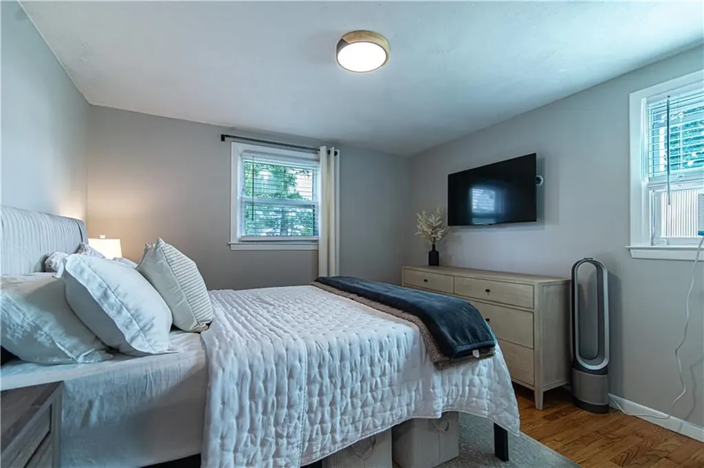 11 Beeckman Avenue Cranston RI 02920