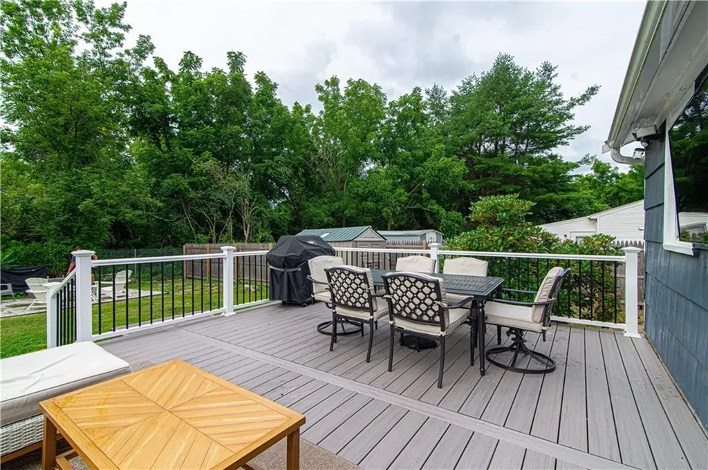 11 Beeckman Avenue Cranston RI 02920