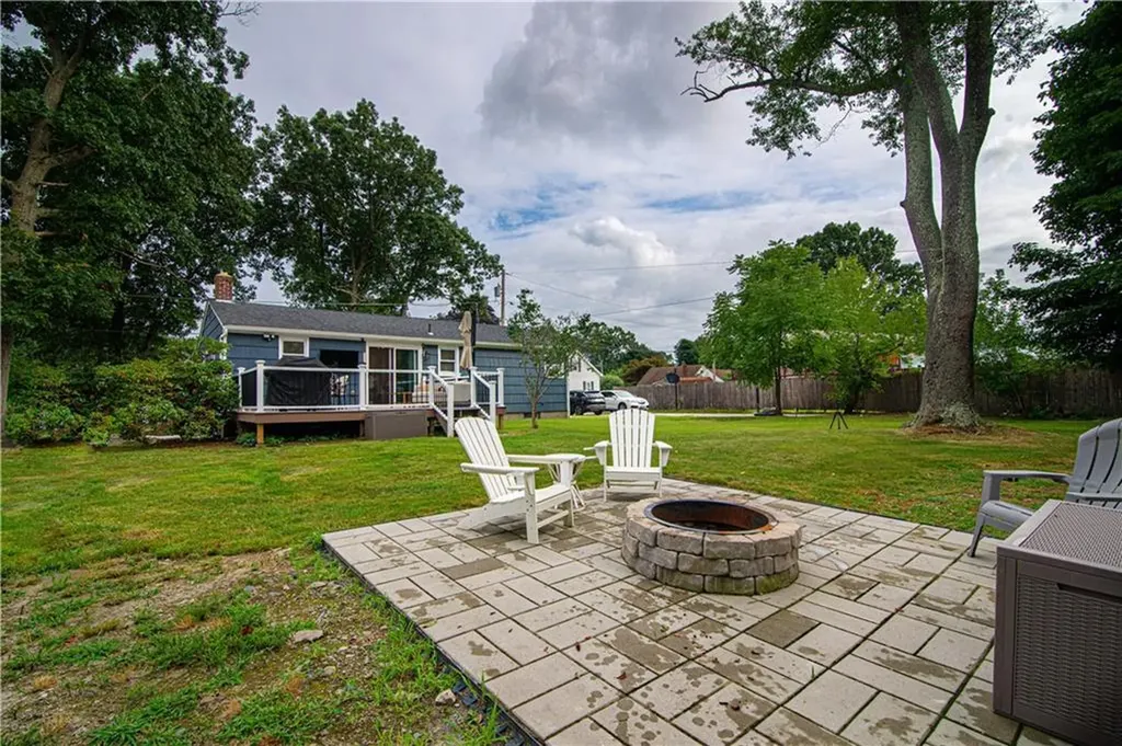 11 Beeckman Avenue Cranston RI 02920
