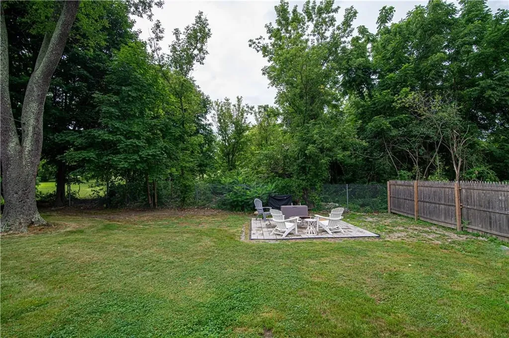 11 Beeckman Avenue Cranston RI 02920