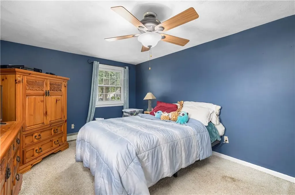 97 Wellington Avenue Warwick RI 02886