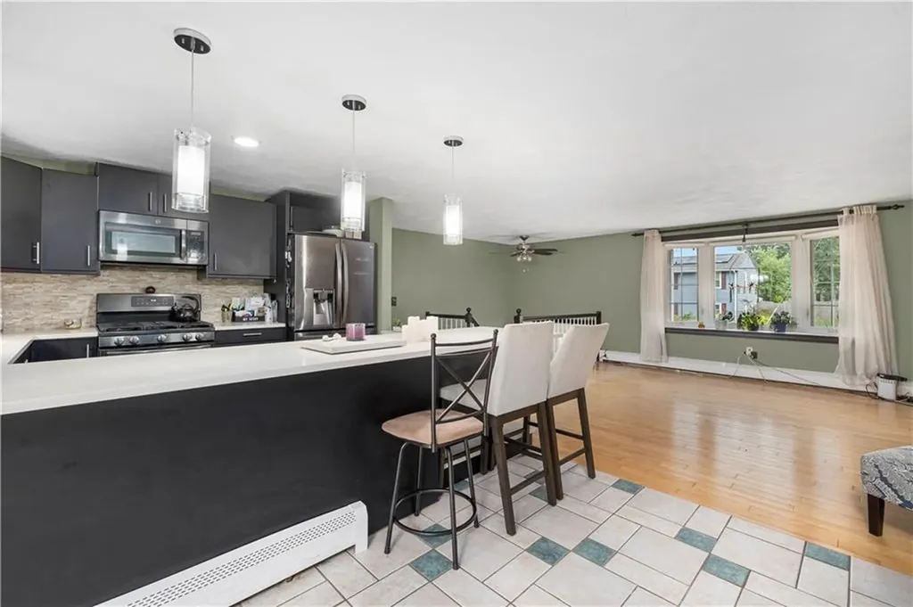 97 Wellington Avenue Warwick RI 02886