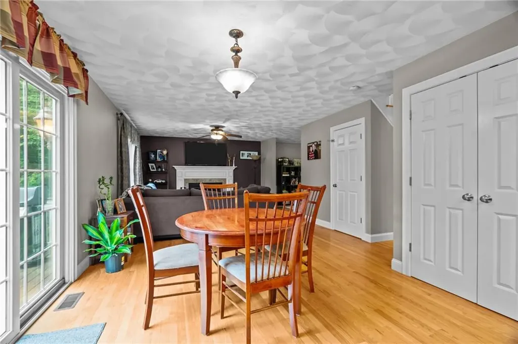 321 River Road Lincoln RI 02865